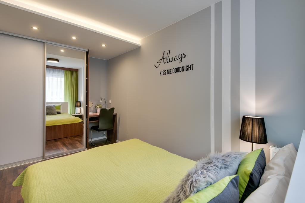 River Boulevards Apartment Krakau Exterior foto